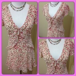 - NWOT --Max studio top